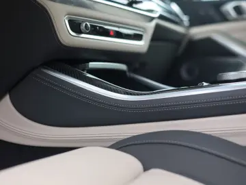 BMW X5 50e xDrive   Individual - Voll!