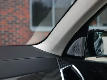 BMW X5 50e xDrive   Individual - Voll!