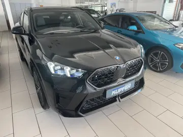 BMW X2 xDrive20d M Sport PRO AHK PANO Harman Massage