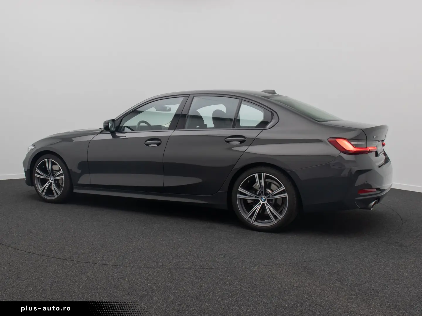 BMW 330i xD Komfort DAB HiFi Leder M Sport 19Zoll