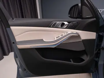 BMW X7 40i xDrive