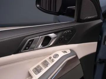 BMW X7 40i xDrive