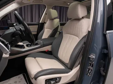 BMW X7 40i xDrive