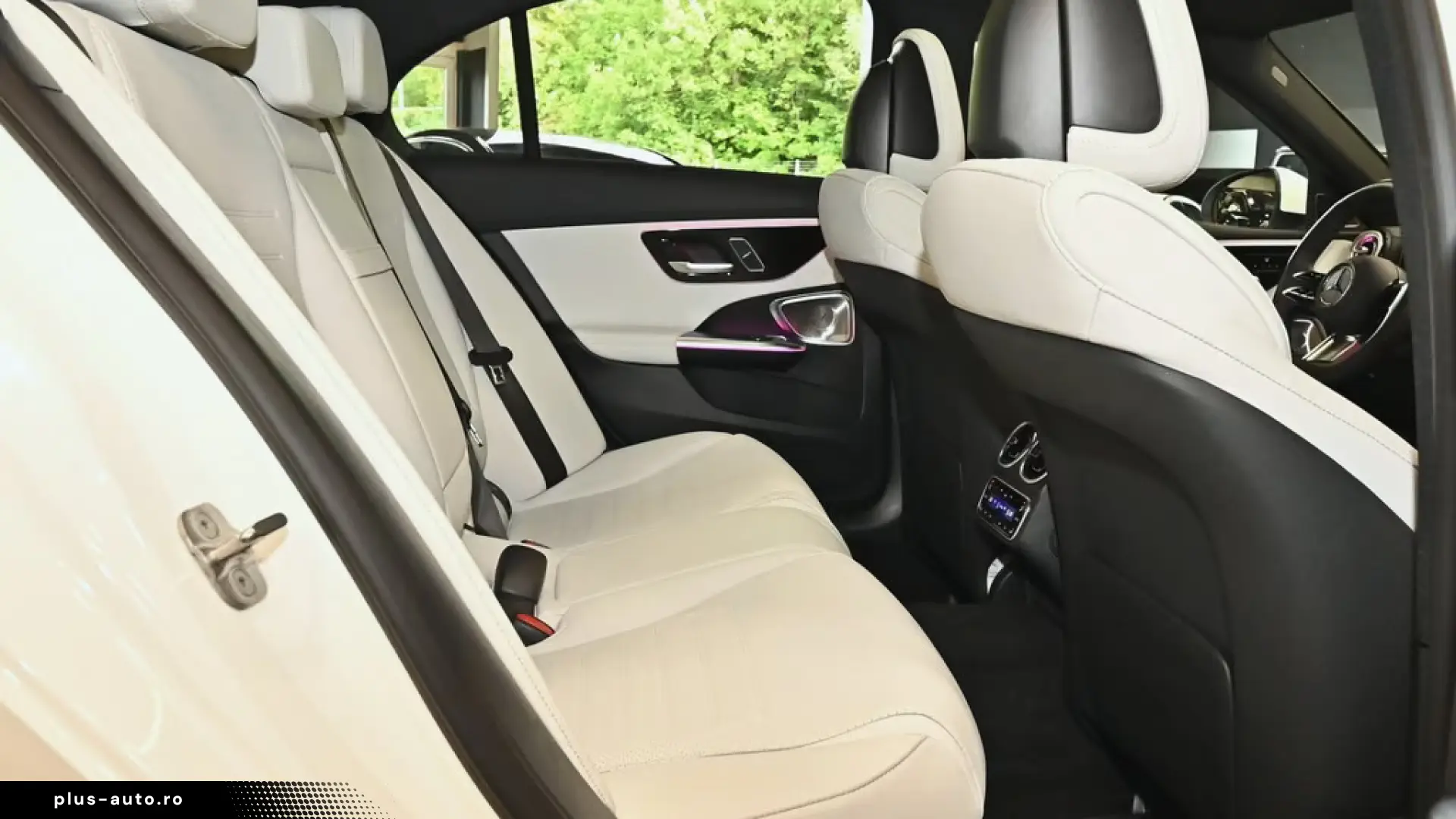 Mercedes-Benz C 300 e AMG Sport Premium  PANO