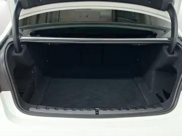 BMW 330i Limousine M Sport LiveCockpitProf Kamera