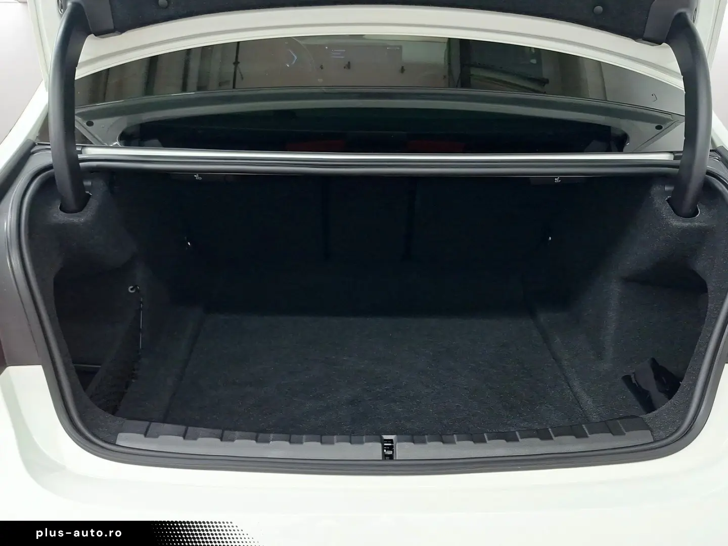 BMW 330i Limousine M Sport LiveCockpitProf Kamera