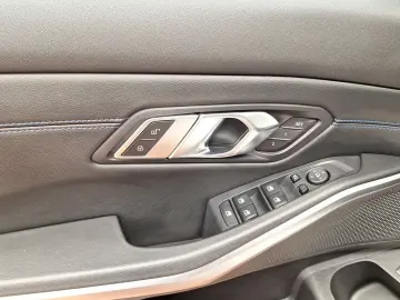 BMW 330i Limousine M Sport LiveCockpitProf Kamera