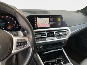 BMW 330i Aut M Sport Laser Frozen Dark Grey Inno RFK