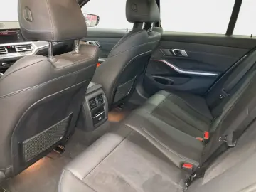BMW 330i Aut M Sport Laser Frozen Dark Grey Inno RFK