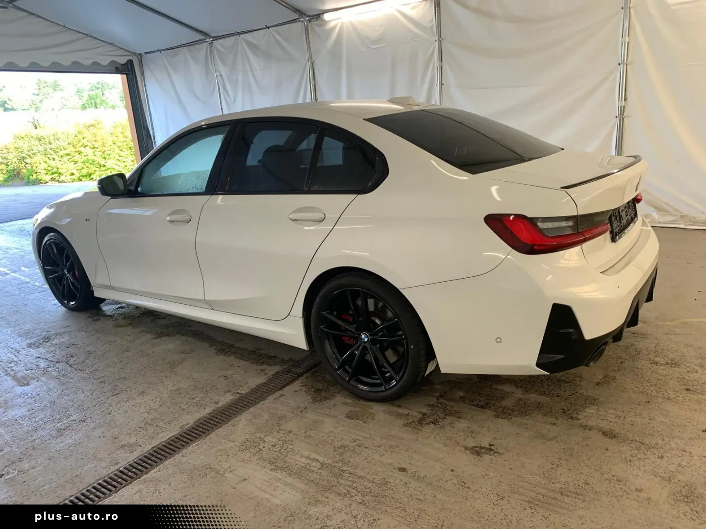 BMW 330 i M Sport Pro HeadUp Memory H&K 19  Kam