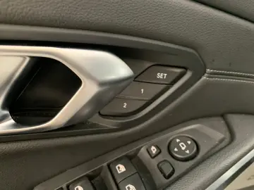 BMW 330 i M Sport Pro HeadUp Memory H&K 19  Kam