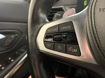 BMW 330 i M Sport Pro HeadUp Memory H&K 19  Kam