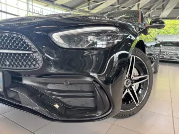 MERCEDES-BENZ C 300 e AMG  Pano-D  Night-P.  Burmester  360