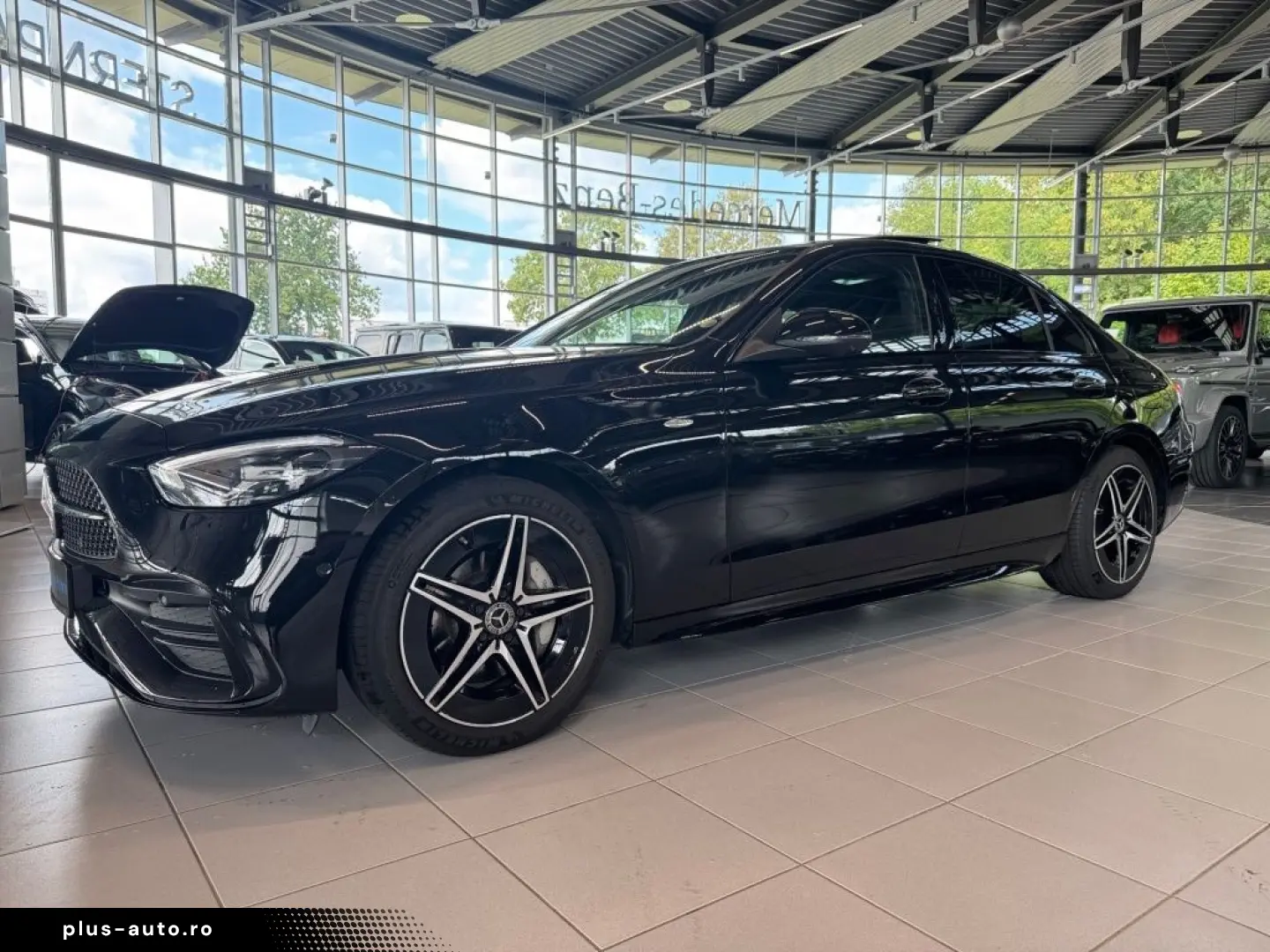 MERCEDES-BENZ C 300 e AMG  Pano-D  Night-P.  Burmester  360