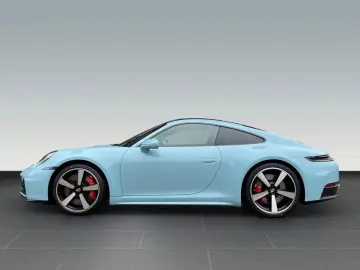 Porsche 911 Carrera 4S (992 II)