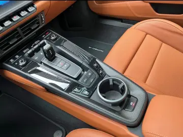 Porsche 911 Carrera 4S (992 II)