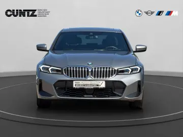 BMW 330i xDrive Limousine M Paket Drive Park Assist