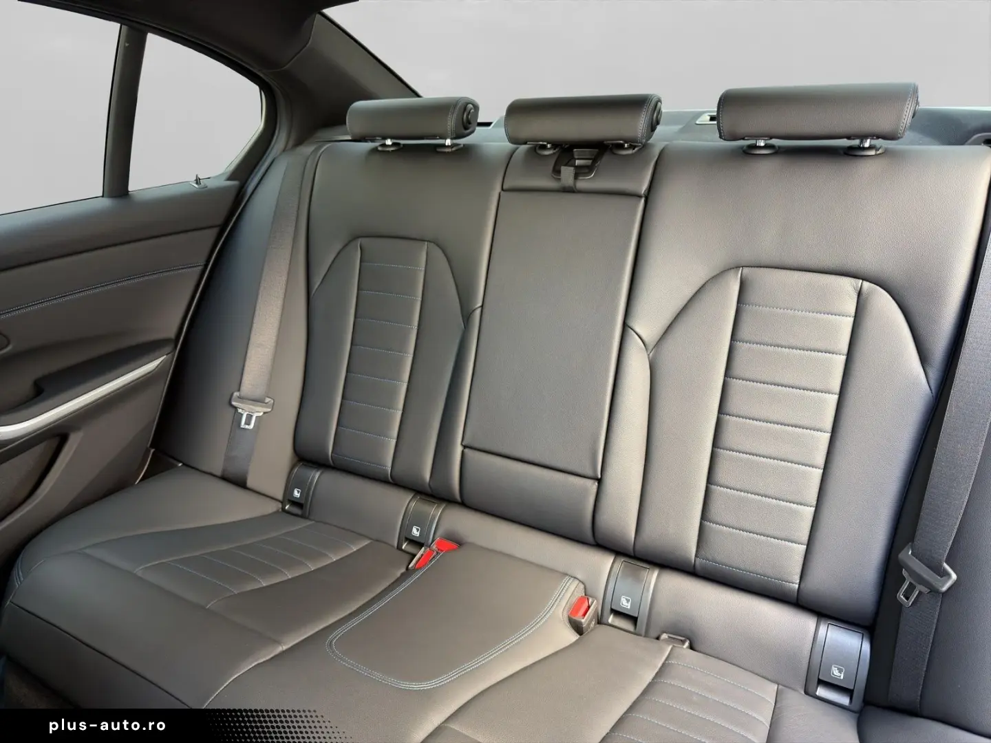 BMW 330i xDrive Limousine M Paket Drive Park Assist