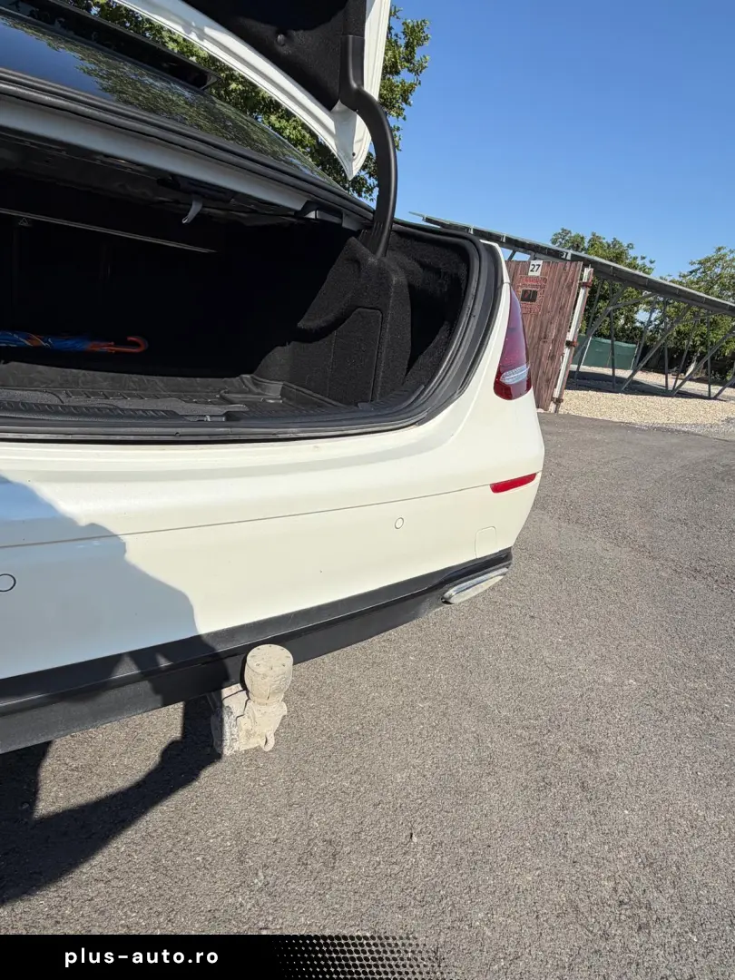 Mercedes E 220d – Panoramic   Burmester   Distronic Plus