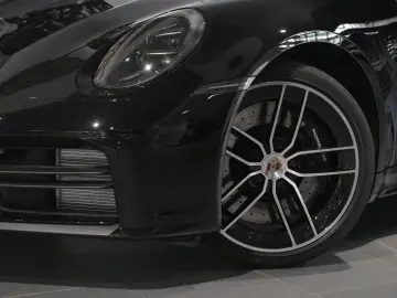 Porsche 911 Carrera S (992 II)