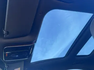 MERCEDES-BENZ C 300 e AVATNGRADE ADV