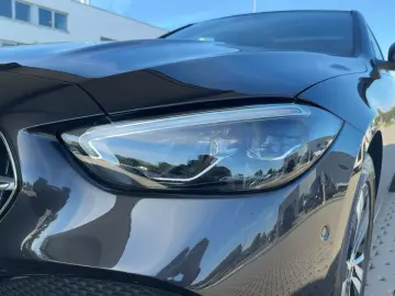 MERCEDES-BENZ C 300 e AVATNGRADE ADV