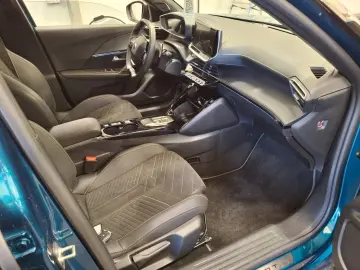 PEUGEOT 2008 GT HYBRID 145 e-DSC6  ALCANTARA