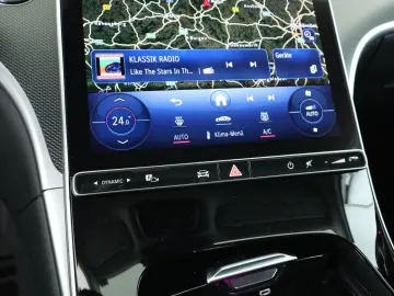 MERCEDES-BENZ C 300 d 4M Avantgarde Navigation 360 K…