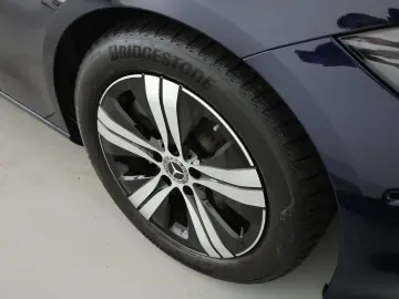 MERCEDES-BENZ C 300 d 4M Avantgarde Navigation 360 K…
