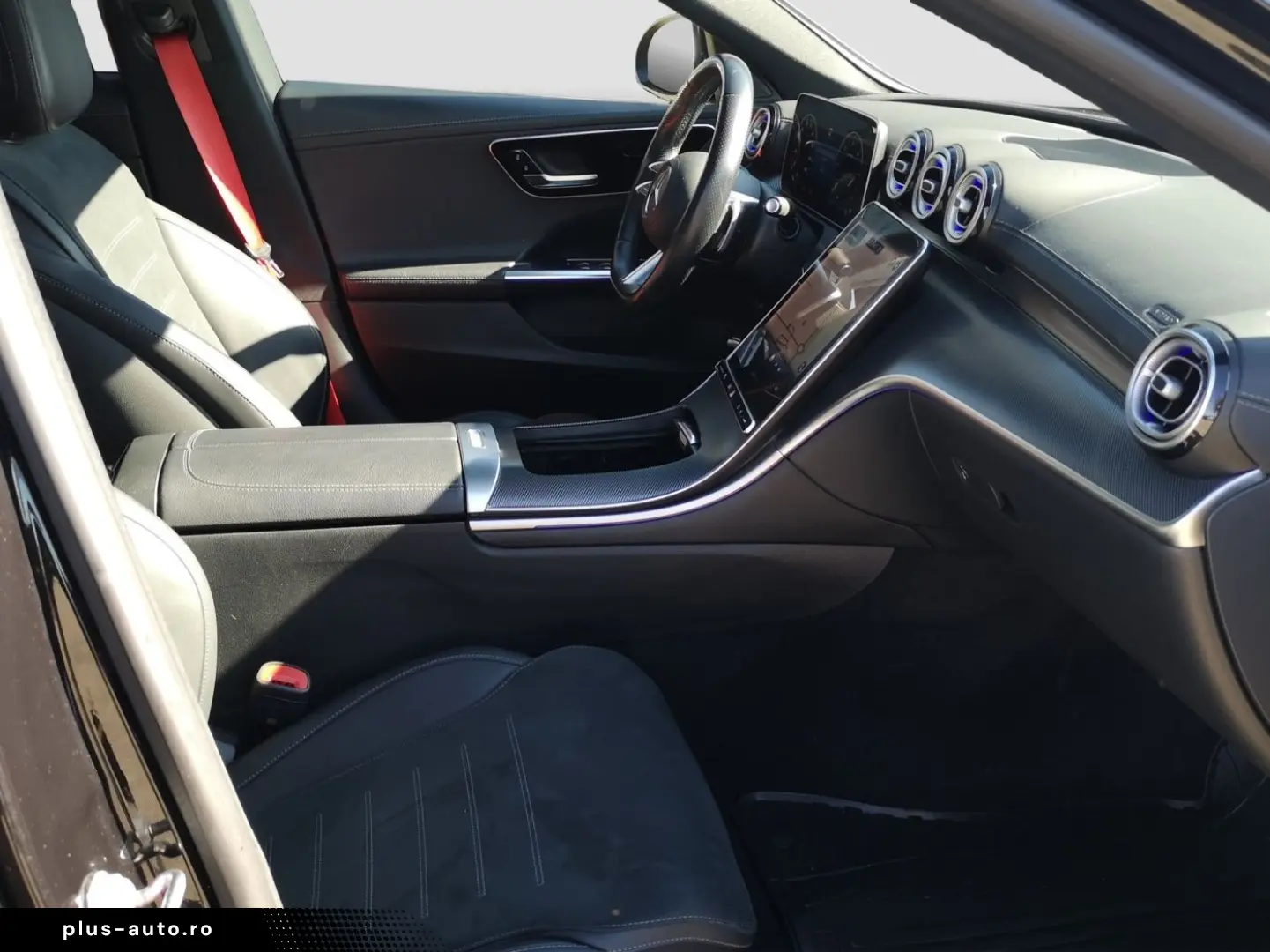 MERCEDES-BENZ C 300 d 4M  AMG Dig.Light AHK Pano Nig&hellip;