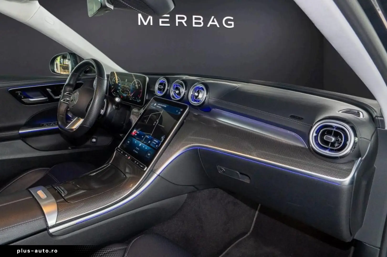 MERCEDES-BENZ C 300 d 4M  AMG Pano Head up Digital AHK