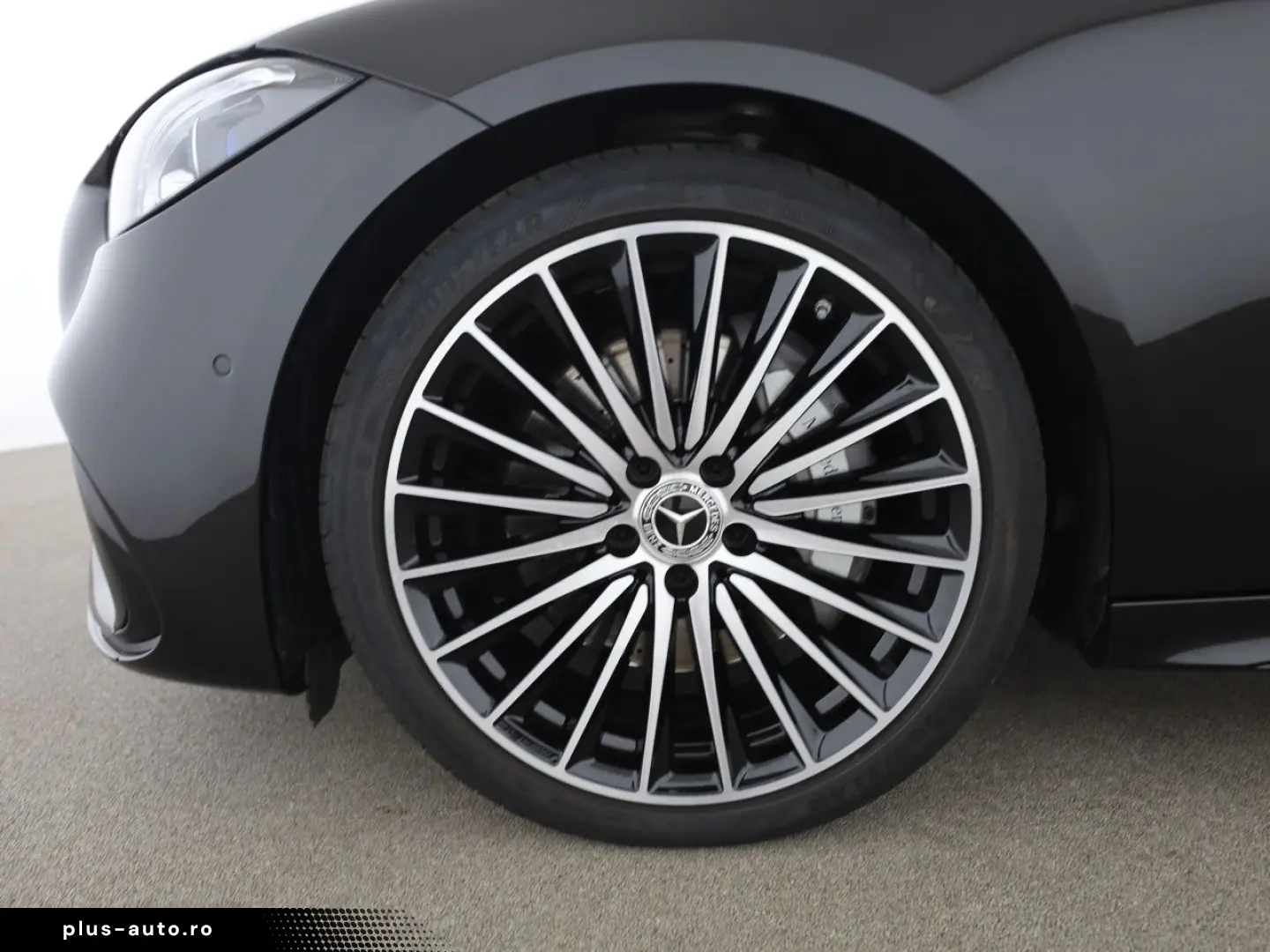 MERCEDES-BENZ C 300 d 4M AMG Standhz Pano AHK Distr.&hellip;