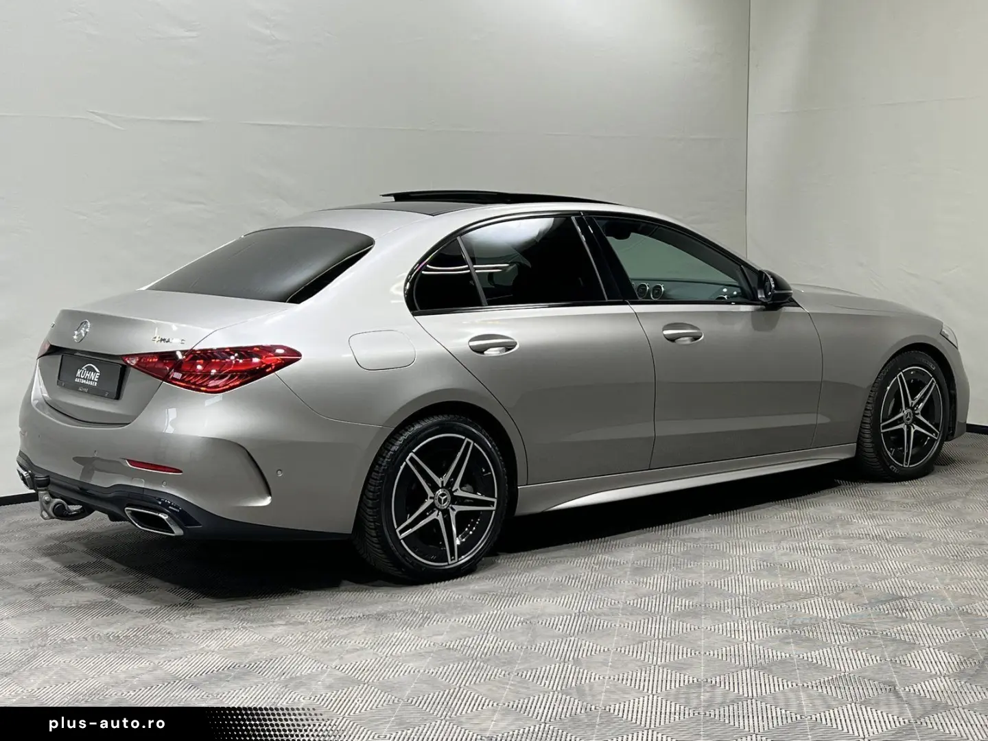 MERCEDES-BENZ C 300d 4M AMG Adva. Night Panorama Bur&hellip;