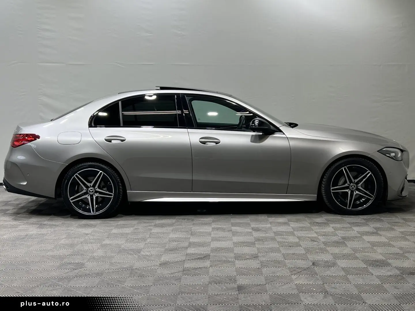 MERCEDES-BENZ C 300d 4M AMG Adva. Night Panorama Bur&hellip;