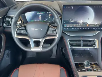 BYD DM-i Boost Alu HUD KA LED Link LRH NAV NBA PDC