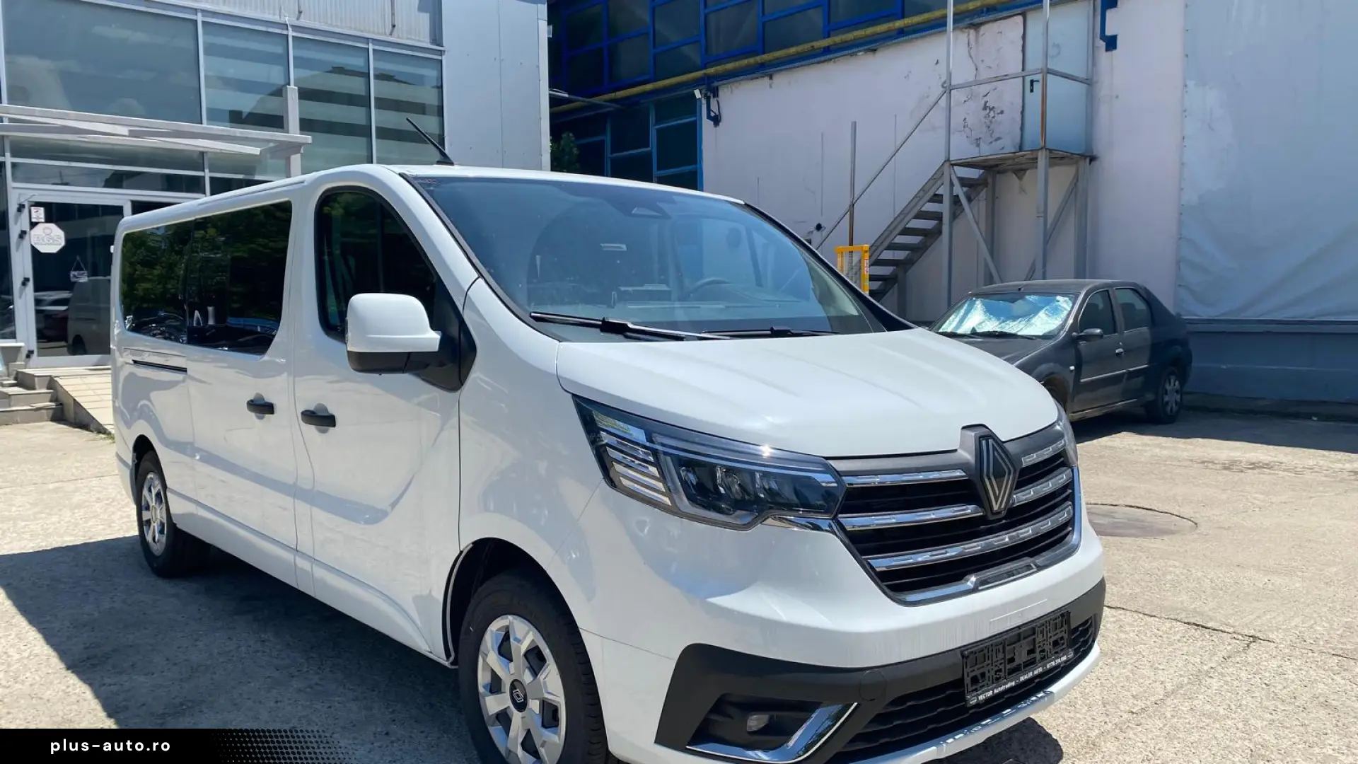 RENAULT TRAFIC L2H1 Blue dCi 110 8 1 ECHIPARE ZEN WAV GSR2C