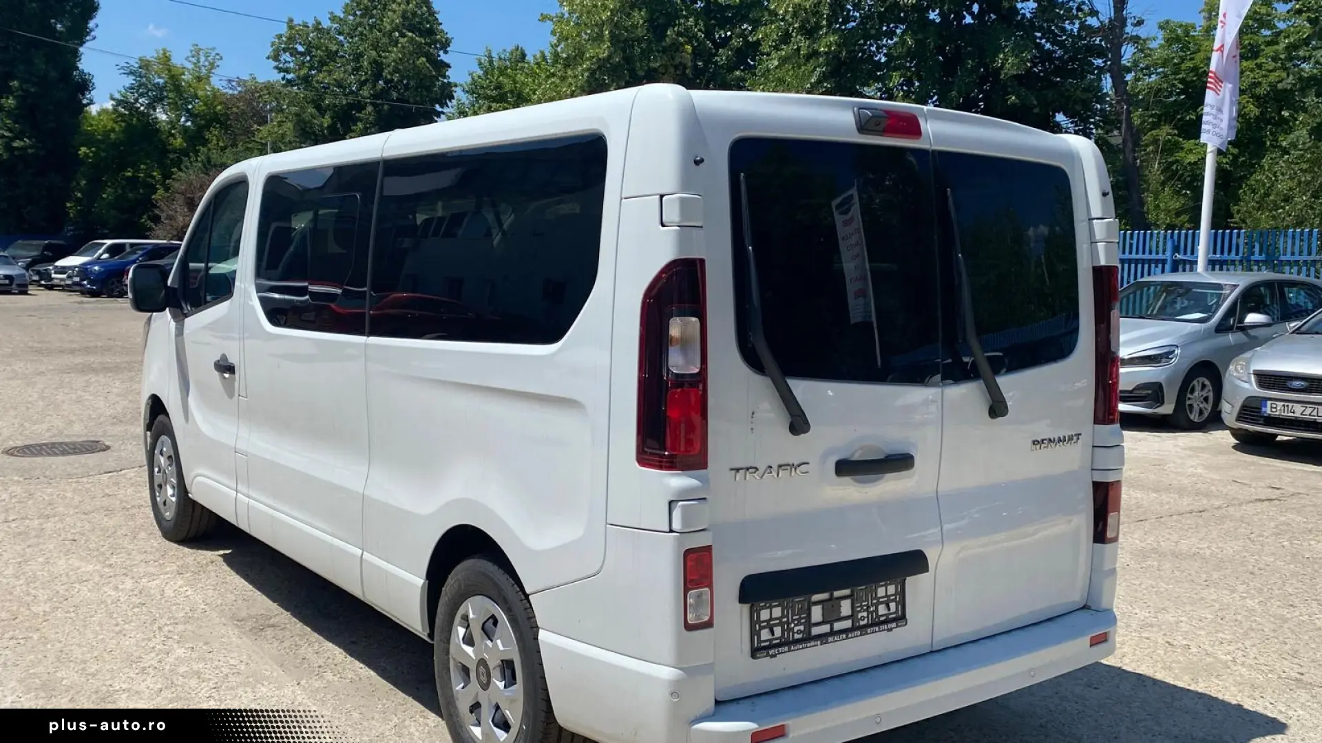 RENAULT TRAFIC L2H1 Blue dCi 110 8 1 ECHIPARE ZEN WAV GSR2C