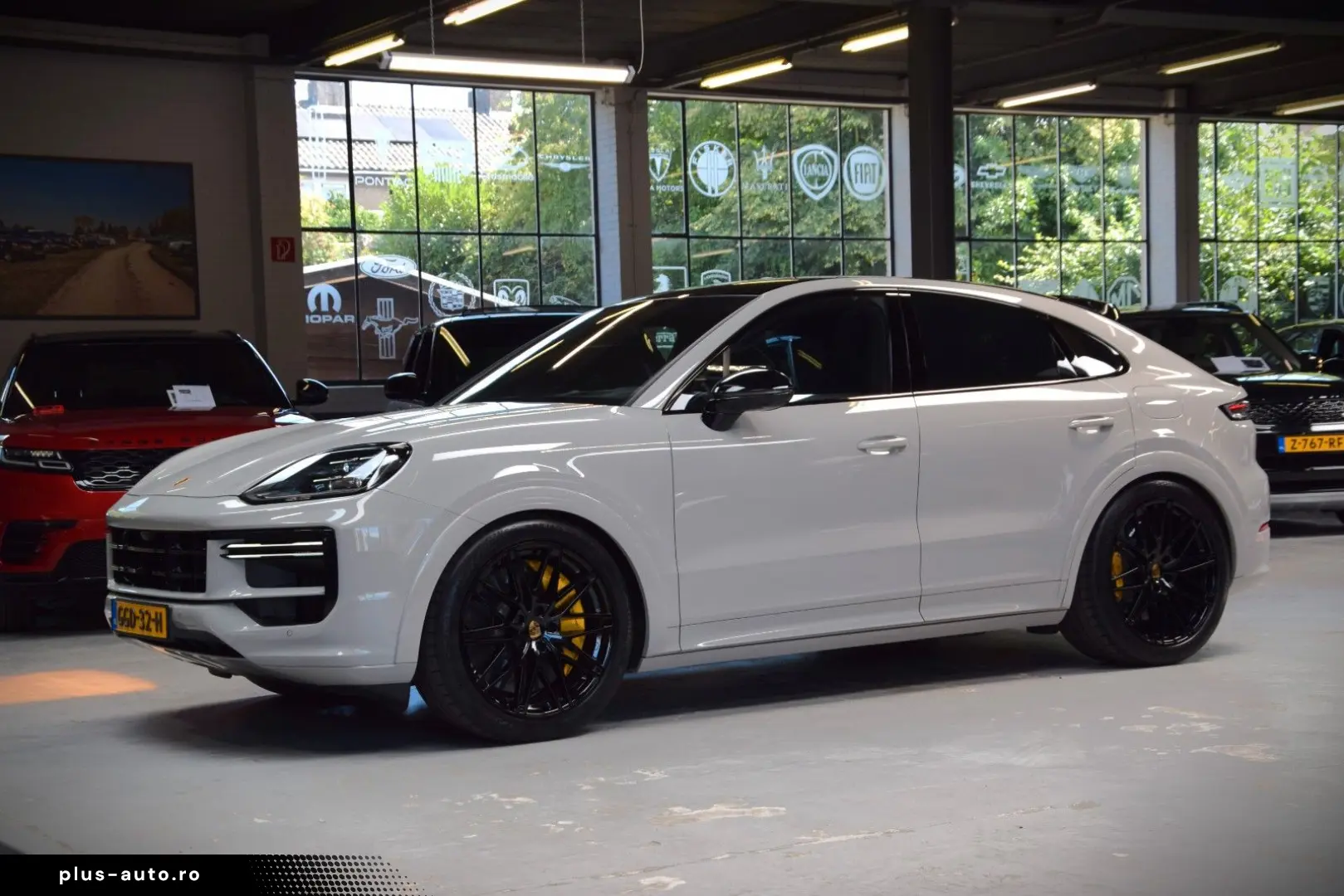 PORSCHE Cayenne Coupe Turbo 4.0 V8 E-Hybrid 739ps Voll