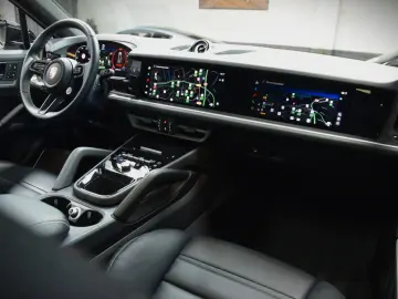 PORSCHE Cayenne Coupe Turbo 4.0 V8 E-Hybrid 739ps Voll