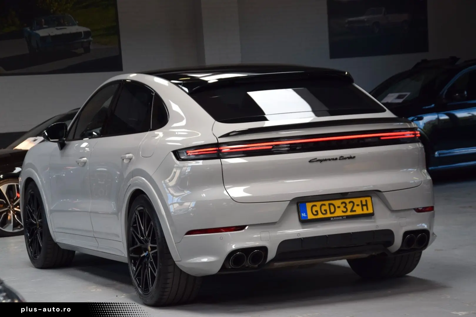 PORSCHE Cayenne Coupe Turbo 4.0 V8 E-Hybrid 739ps Voll