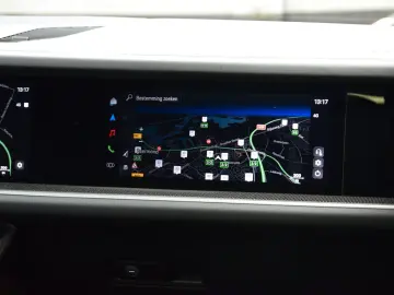 PORSCHE Cayenne Coupe Turbo 4.0 V8 E-Hybrid 739ps Voll
