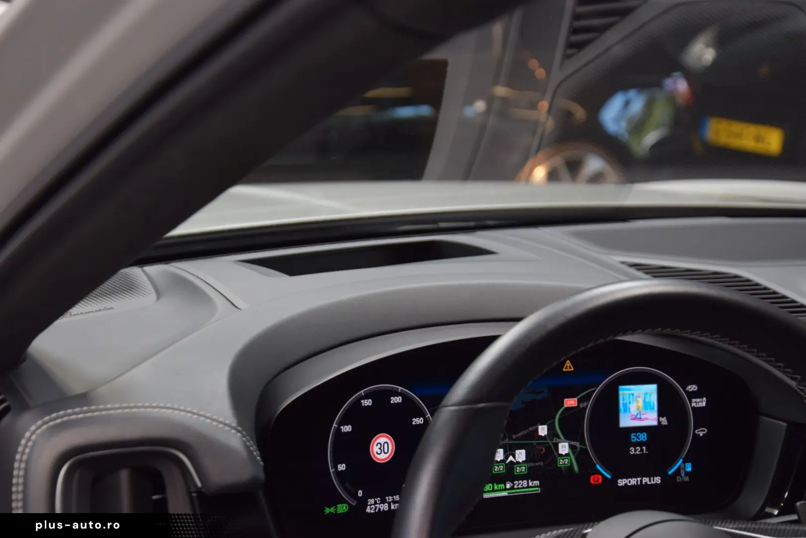 PORSCHE Cayenne Coupe Turbo 4.0 V8 E-Hybrid 739ps Voll