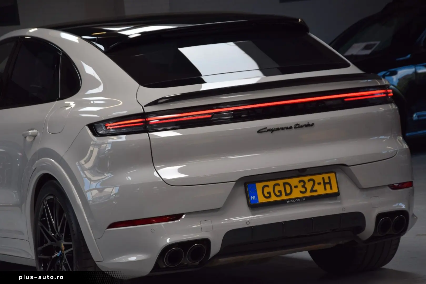 PORSCHE Cayenne Coupe Turbo 4.0 V8 E-Hybrid 739ps Voll