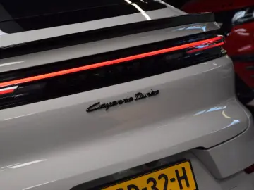 PORSCHE Cayenne Coupe Turbo 4.0 V8 E-Hybrid 739ps Voll