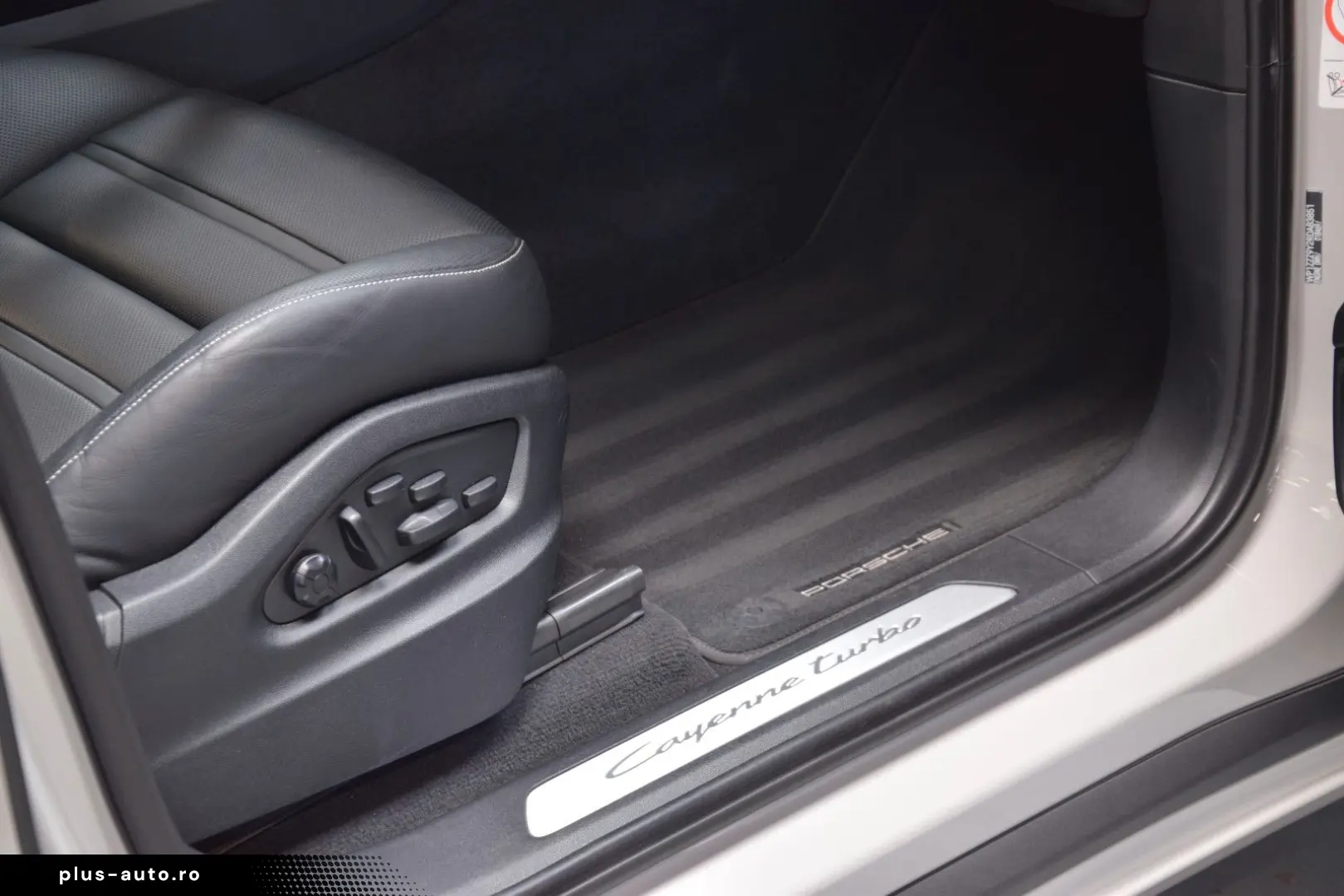 PORSCHE Cayenne Coupe Turbo 4.0 V8 E-Hybrid 739ps Voll