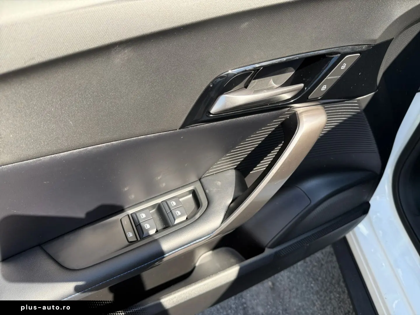 MG MG4 4 EV Standard  ACC PDC LED CarPlay Klima