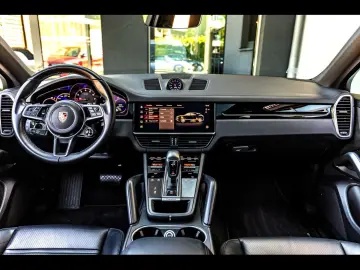 PORSCHE Cayenne COUPE TIPTRONIC AHK 360 BOSE RS SPYDER