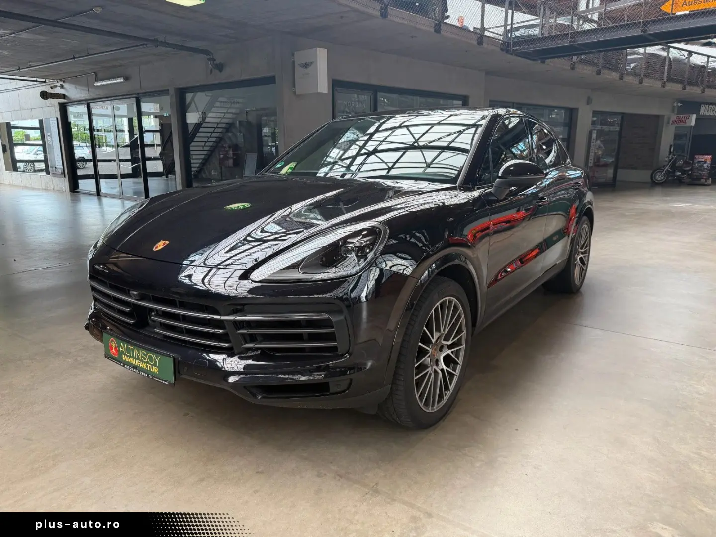 PORSCHE Cayenne Coupe Platinum Edition