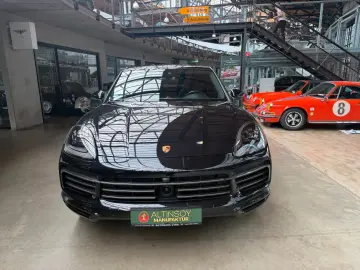 PORSCHE Cayenne Coupe Platinum Edition
