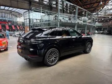 PORSCHE Cayenne Coupe Platinum Edition
